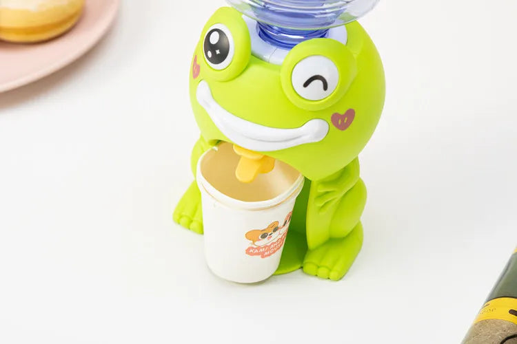 Mini Water Dispenser Beverage Frog Piggy Play House Dispenser Toy Mini Water Dispenser Cartoon Dormitory Toys