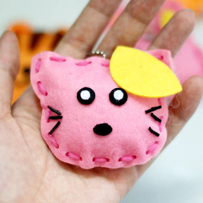 10Pcs/lot Handcraft Toys for Children Non-woven Fabric DIY Handmade Pink Bag Keychain Ornaments Arts Crafts Kits Creative Toy