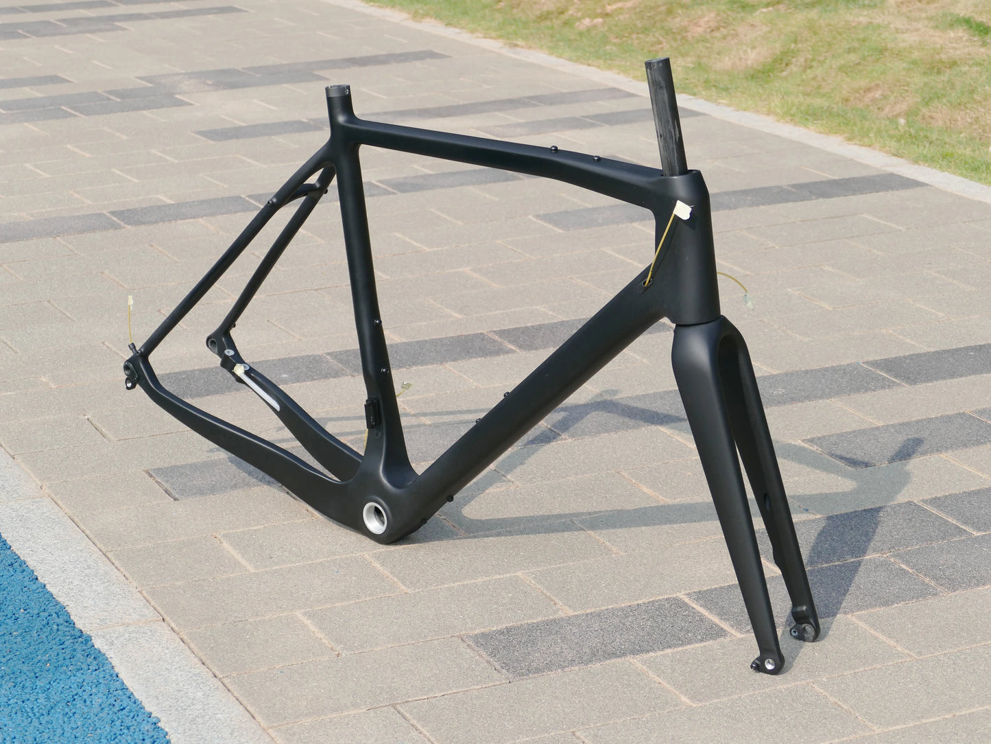 AA -  Full Carbon UD Matt Gravel Bike Disc Thru Axle Gravel Bicycle Frame + Fork  + 2 * Axles + Headset +  Seat Clamp + Hanger