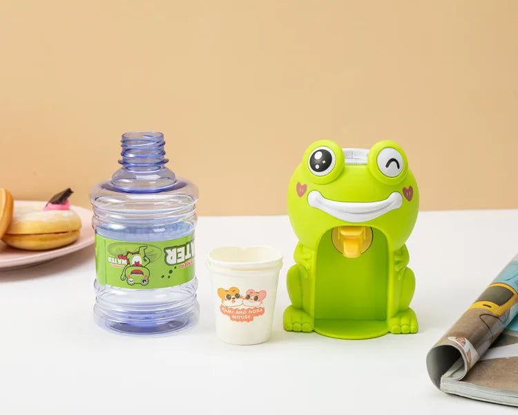 Mini Water Dispenser Beverage Frog Piggy Play House Dispenser Toy Mini Water Dispenser Cartoon Dormitory Toys