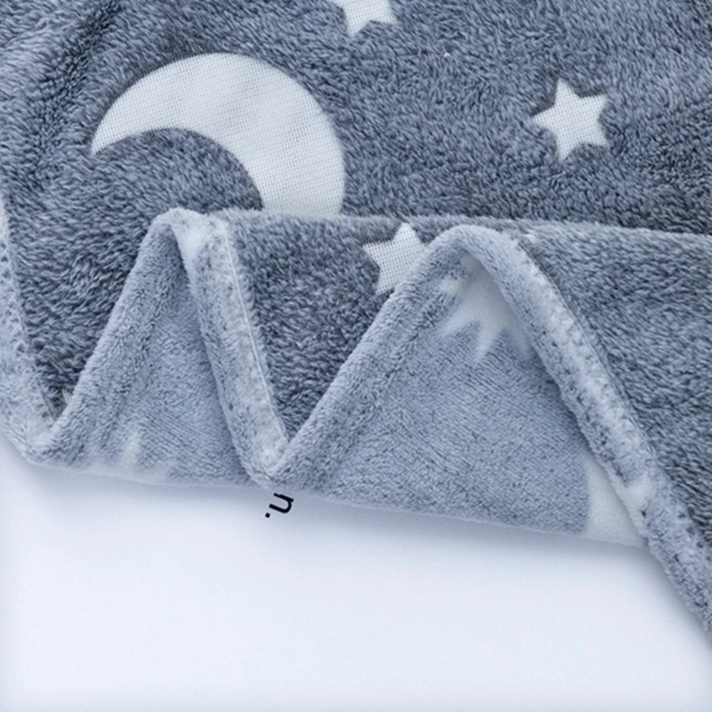 Inyahome Glow in The Dark Throw Blanket Super Soft Fuzzy Fluffy Plush Fleece Decorated with Stars and Moon of Healing Best Gift