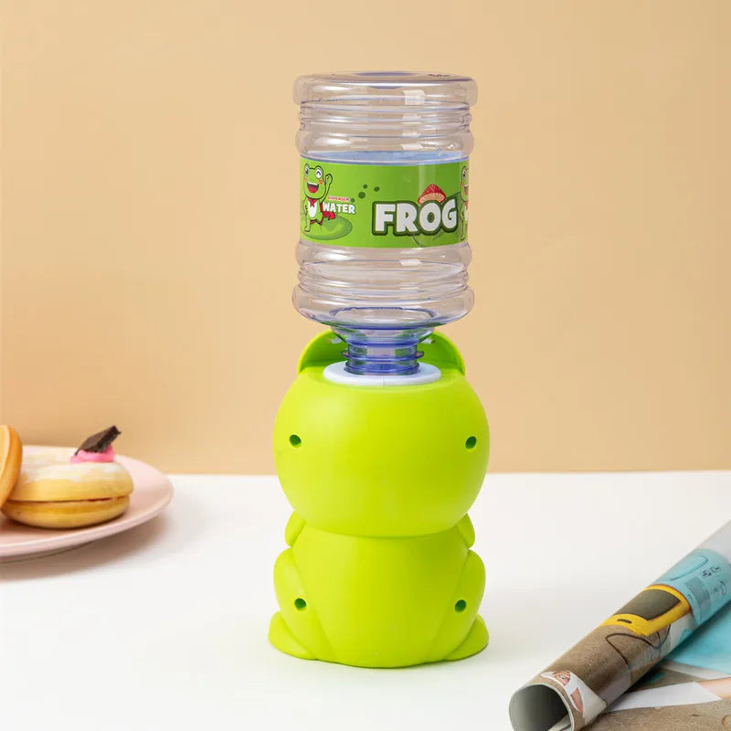 Mini Water Dispenser Beverage Frog Piggy Play House Dispenser Toy Mini Water Dispenser Cartoon Dormitory Toys