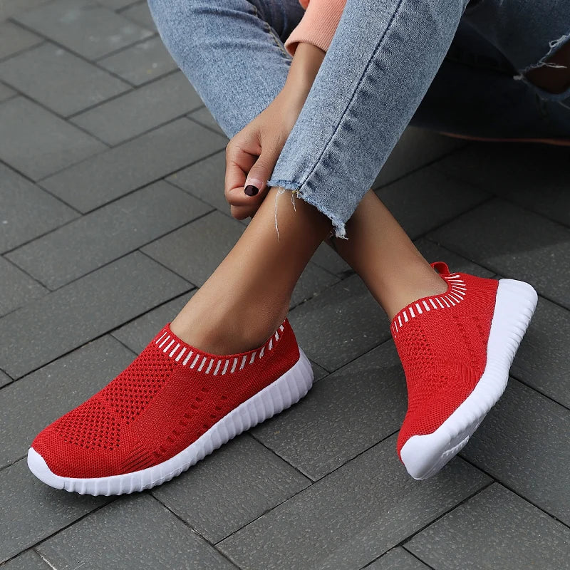 Women Sneakers Mesh Breathable Casual Tennis Shoes for Women Outdoor Walking Shoes Slip on Comfortable Lightweight Running Shoes