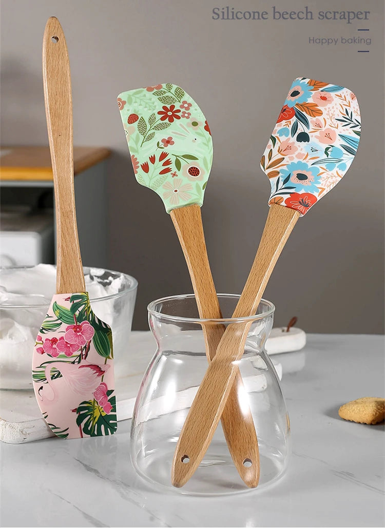 Printed Pattern Cake Scraper Silicone Cream Pastry Spatula Wooden Handle Butter Spreader Kitchen Batter Pies Baking Blender