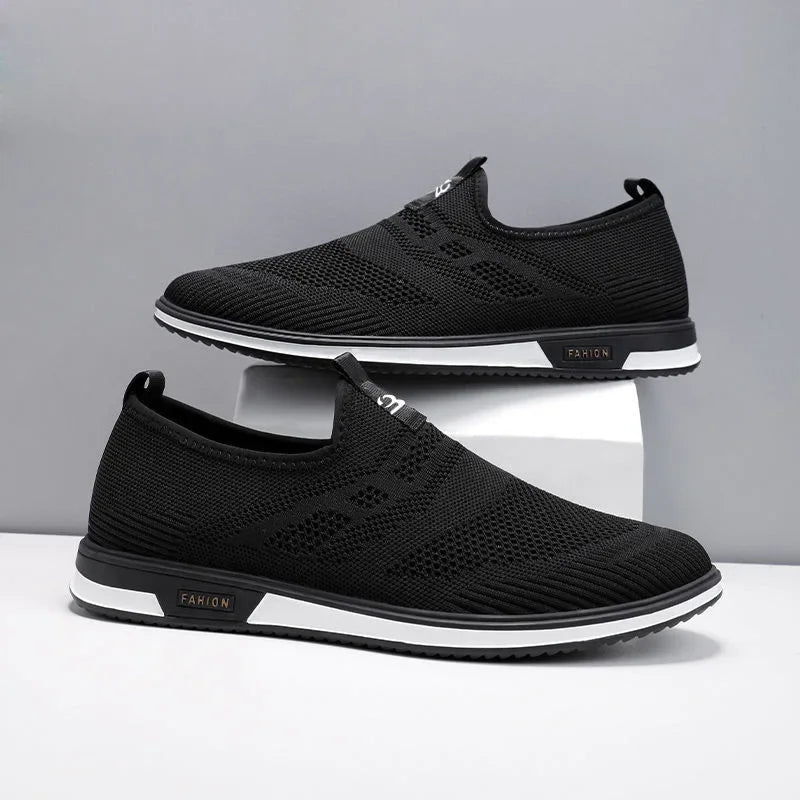 Sneakers Men 2023 New Breathable Mesh Lightweight Casual Shoes Comfortable Soft Bottom Flats Slip on Men Shoes Zapatillas Hombre