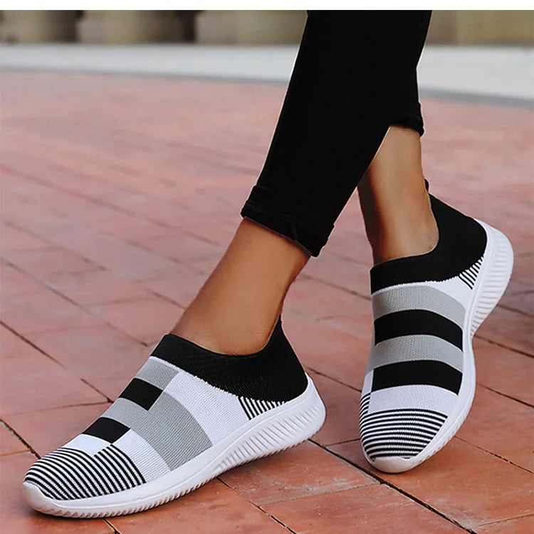 Women Shoes Mix Color Summer Shoes Casual Sneakers Women Elastic Breathe Sport Sneaker Female Flat Shoes Sports Tennis For Lady