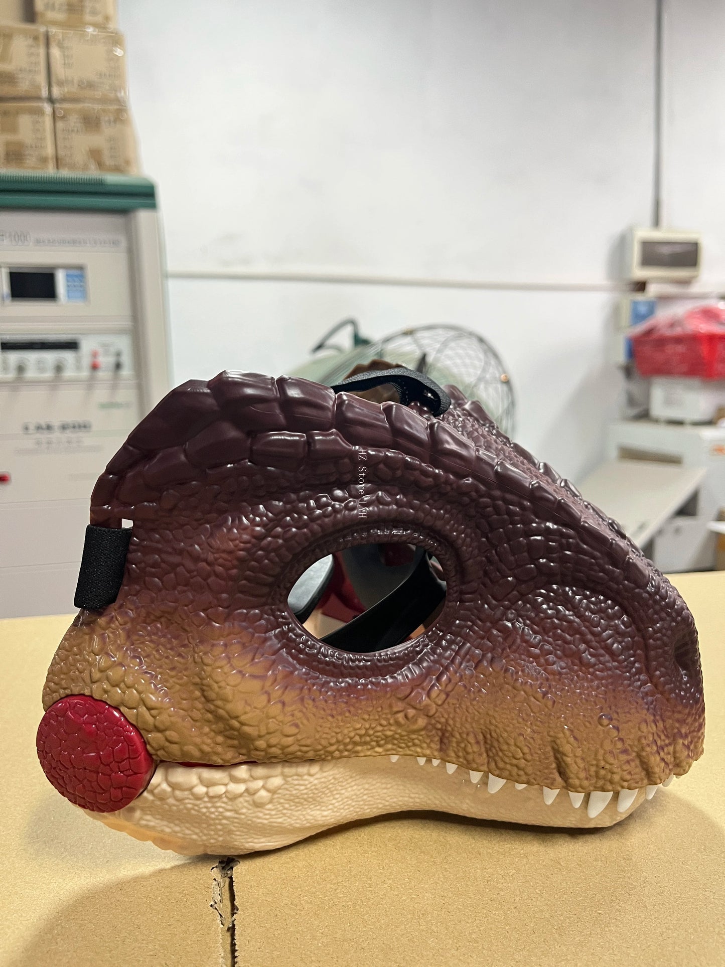 Jurassic World Toy Hard Plastic Dinosaur Mask with Opening Jaws & Sound Effect Velociraptor Mask DIY Dino Toys for Kids Gift