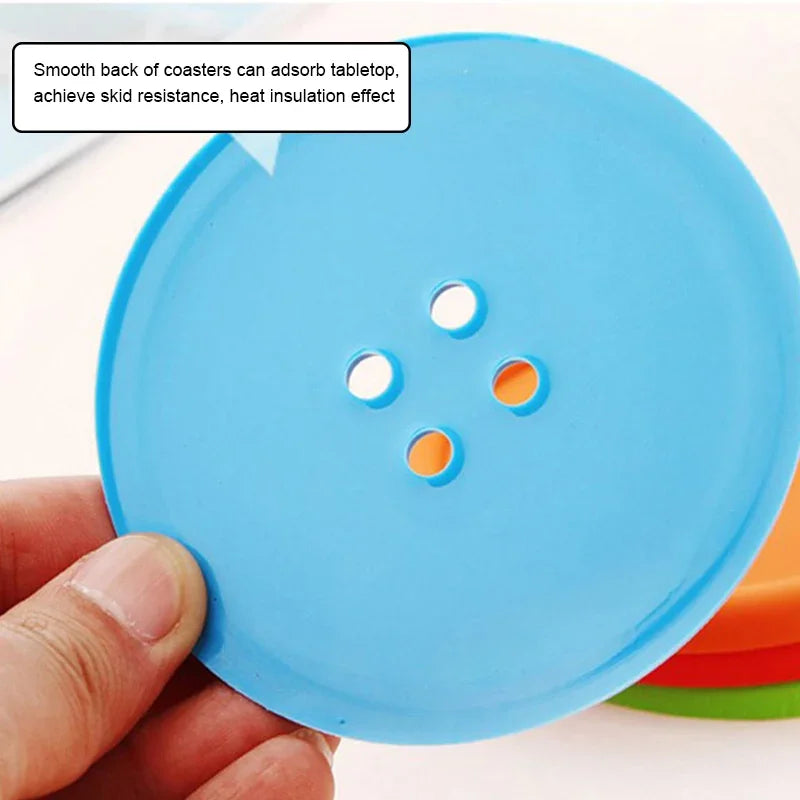 1PC Creative Home Heat-resistant Round Water Coaster Non-slip Insulation Pad Silicone Table Mat Simple Button Coaster Kitchen