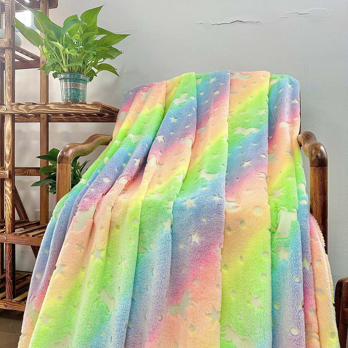 Soft and Cozy Glow-in-the-Dark Unicorn Blanket for Kids - Perfect for All Seasons and Gifts