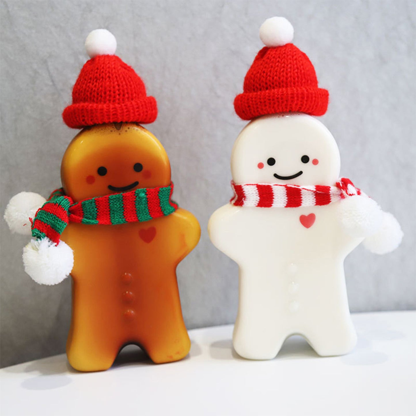 10PCS Christmas Bottles Gingerbread Man Drinking Cup Shaker for Milk Juice Bottles Xmas Candy Cookie Jars Gifts Wrapping Bottles