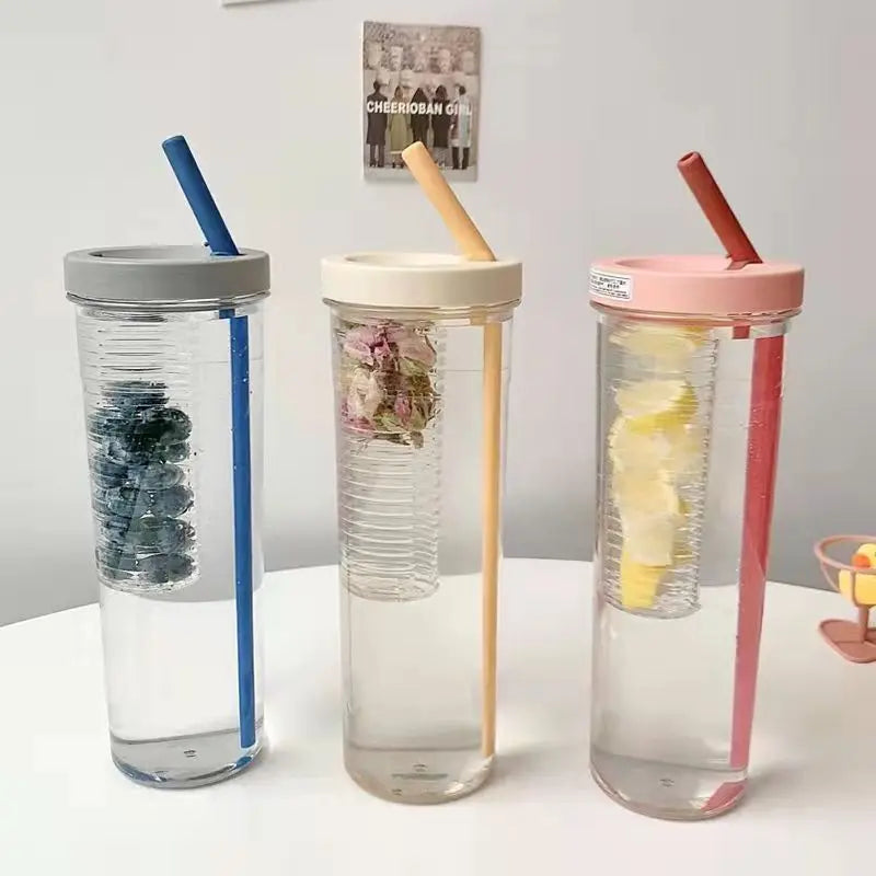 Cute Water Bottle With Foldable Straw 700ML Water Bottle Fruit Tea Built-in Filter Cup Portable Office Drinkware Outdoor Shaker