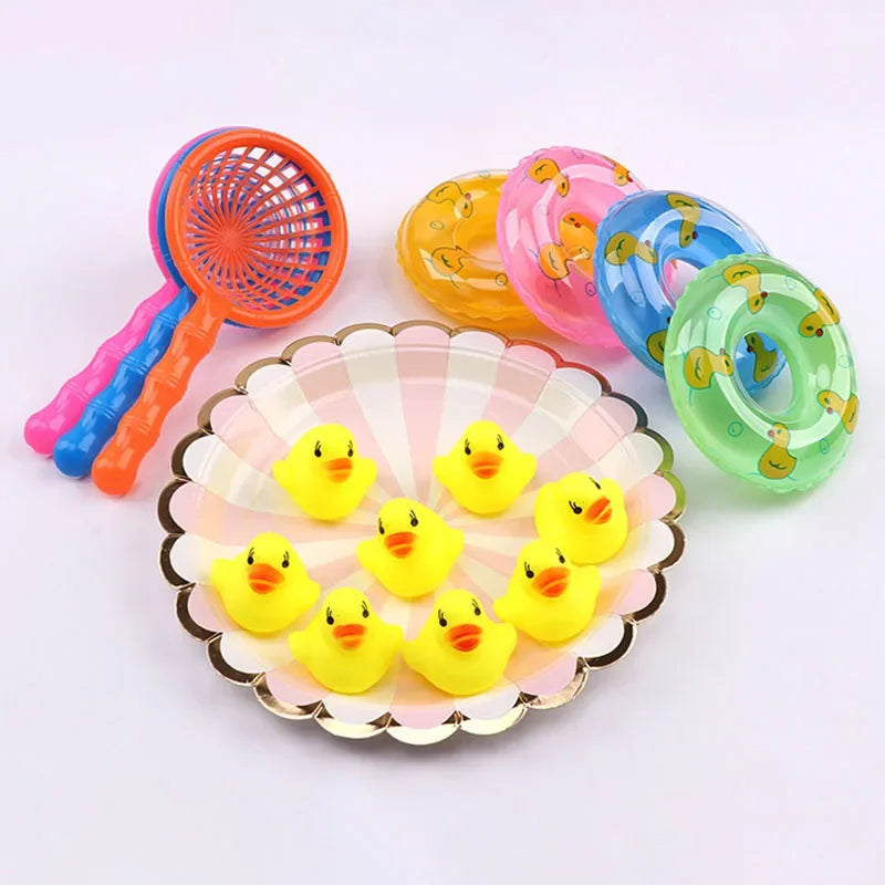 5Pcs/set Kids Floating Bath Toys Mini Swimming Rings Rubber Yellow Ducks Fishing Net Washing Swimming Toys Water Fun pool toys