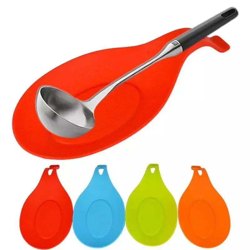 Silicone Spoon Holder Rest Pad Kitchen Utensils Spatula Eggbeater Heat Durable Resistant Placemat Tray Insulation Kitchen Tools