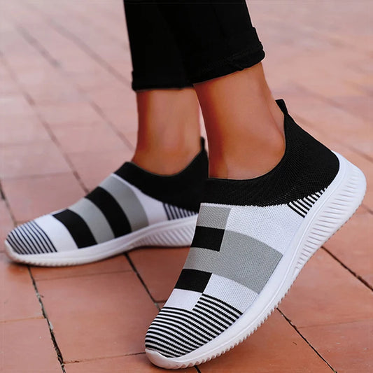 Women Shoes Mix Color Summer Shoes Casual Sneakers Women Elastic Breathe Sport Sneaker Female Flat Shoes Sports Tennis For Lady