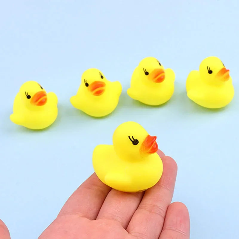 5Pcs/set Kids Floating Bath Toys Mini Swimming Rings Rubber Yellow Ducks Fishing Net Washing Swimming Toys Water Fun pool toys