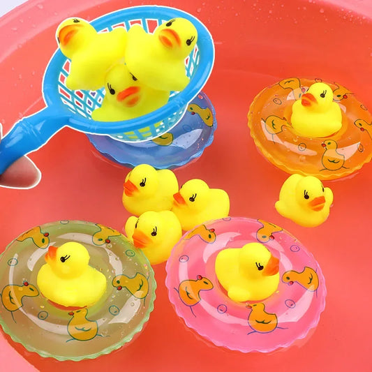 5Pcs/set Kids Floating Bath Toys Mini Swimming Rings Rubber Yellow Ducks Fishing Net Washing Swimming Toys Water Fun pool toys