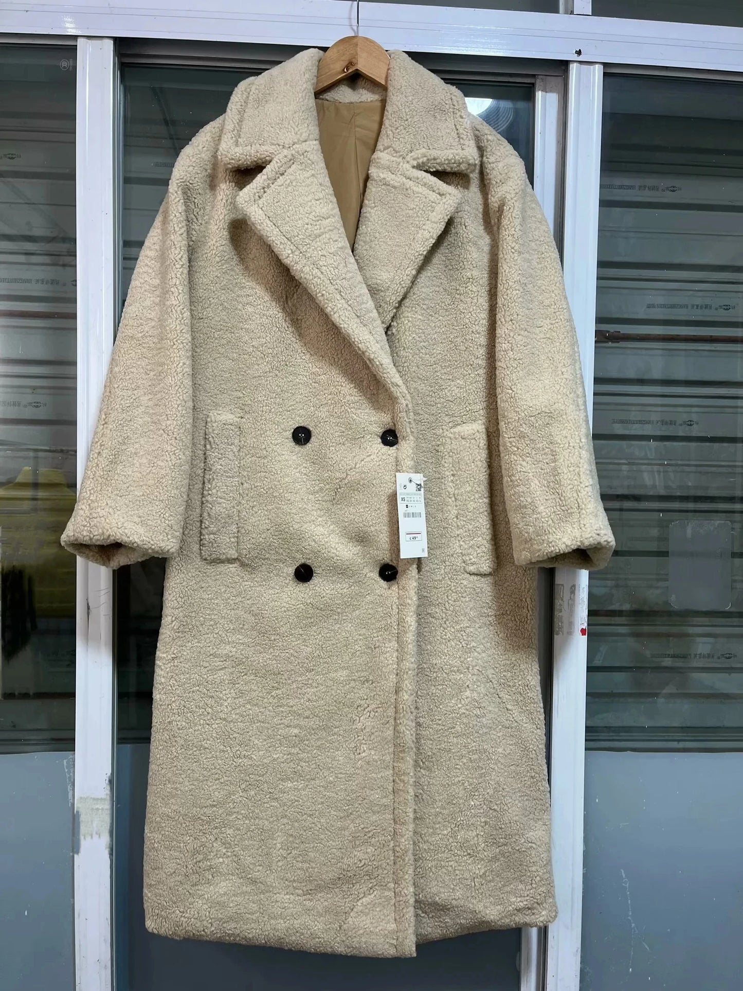 TRAFZA 2024 Winter Women Casual Solid Coat Double Breasted Fleece Coat Loose Fit Long Coat Women Vintage Oversized Long  Jacket