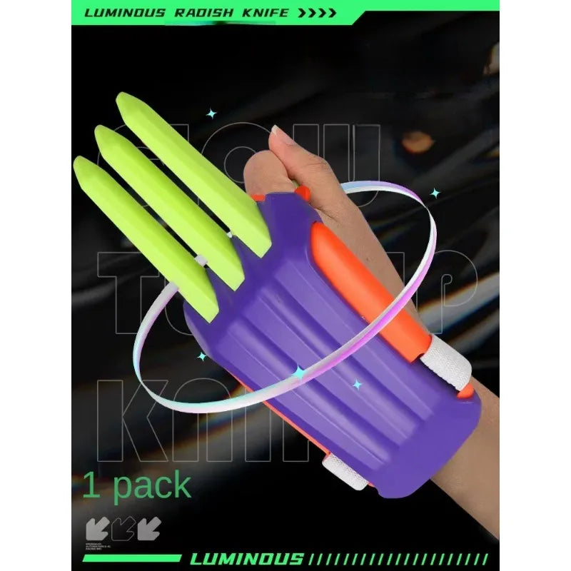 Hot toys 1piece Marvel Anime X-Men noctilucent Wolverine weapon Carrot claw Scalable originality luminescence prop Boys girl toy