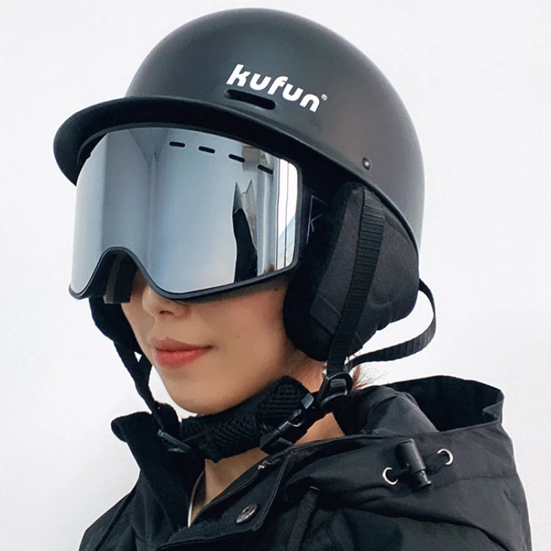 Professional Ski Helmets Women Men Ski Skateboard Snowboard Motorcycle Snowmobile Helmets High Quality Ultralight Safety Helmets