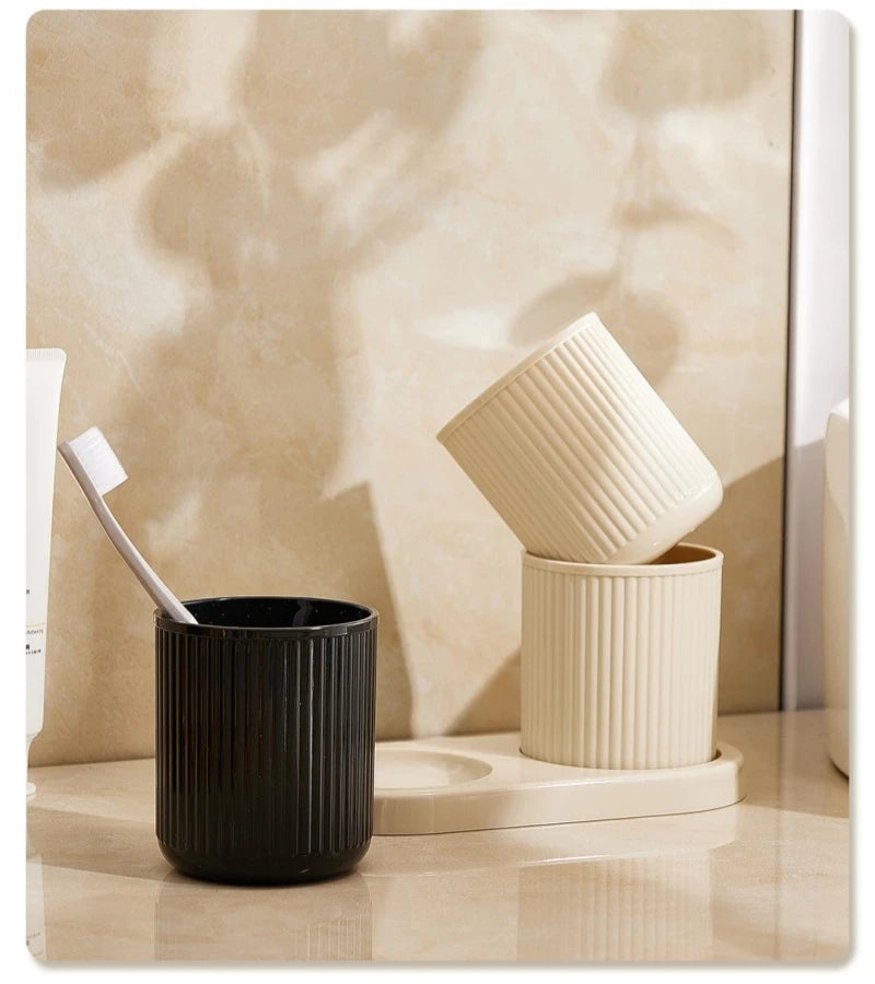 Washing Cup Toothbrush Holder Portable Couple Washing Mouth Cups, Plastic Toothbrush Cup with Tray Base, Bathroom Accessories