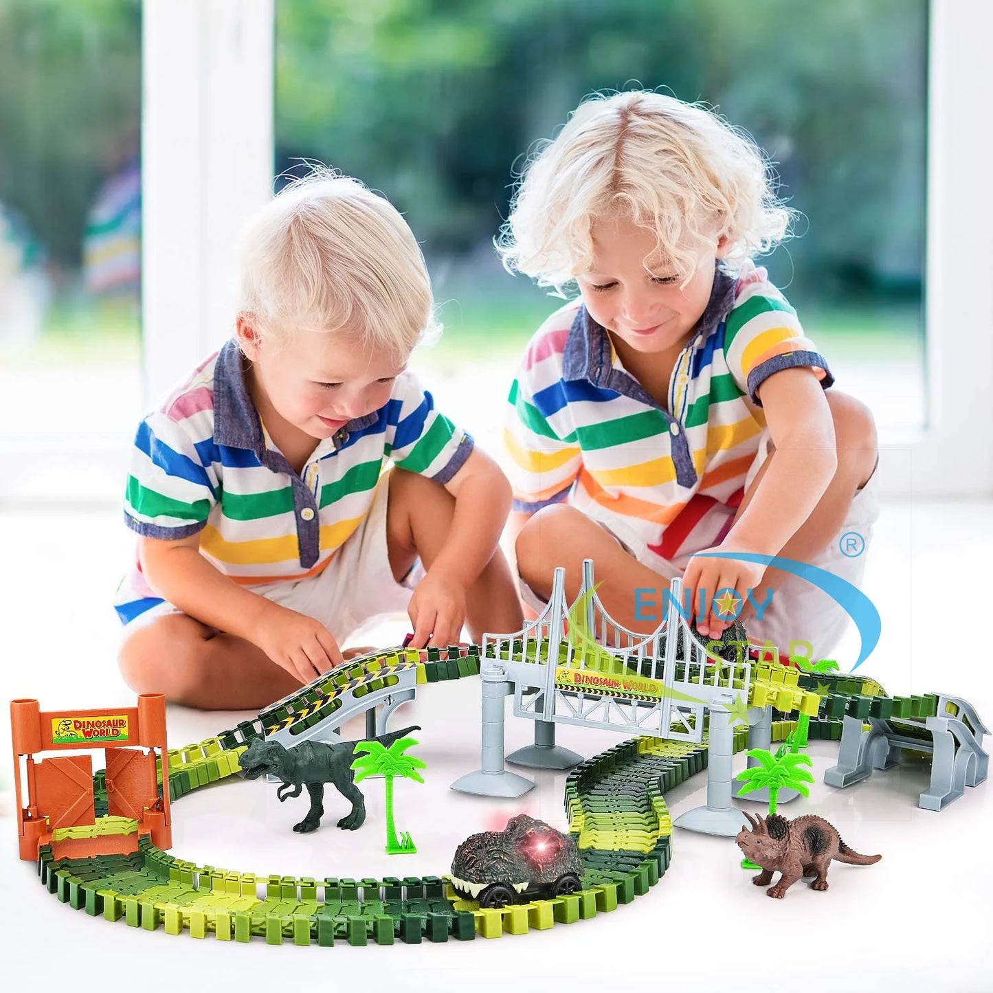 156pcs Dinosaur Railway Car Track Toy Set DIY Assemble Road Race Set with Flexible Track Dinosaur Toys Bridge Ramps Toys for Kid