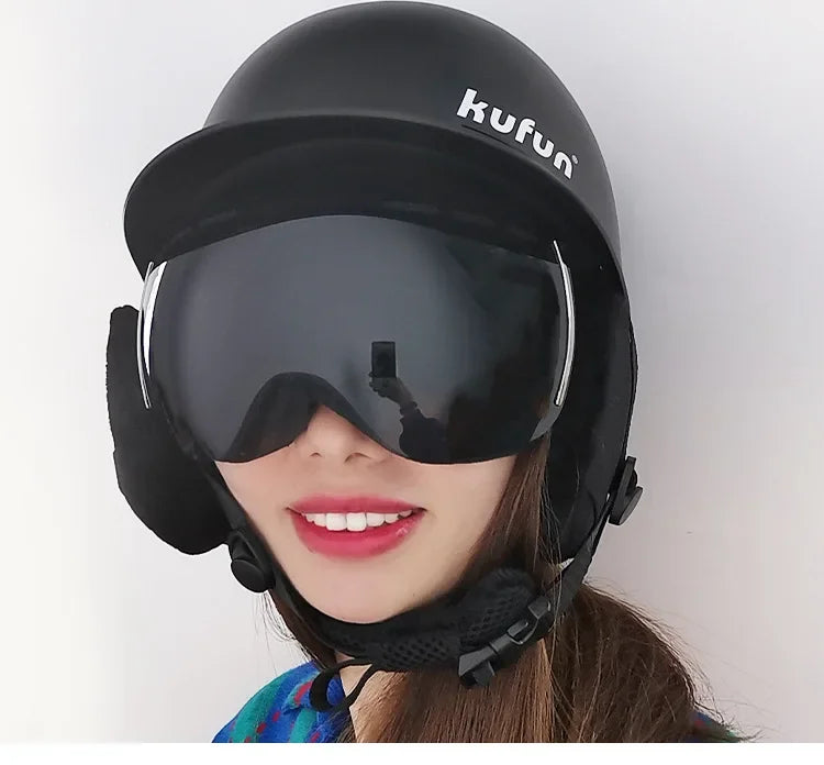 Professional Ski Helmets Women Men Ski Skateboard Snowboard Motorcycle Snowmobile Helmets High Quality Ultralight Safety Helmets