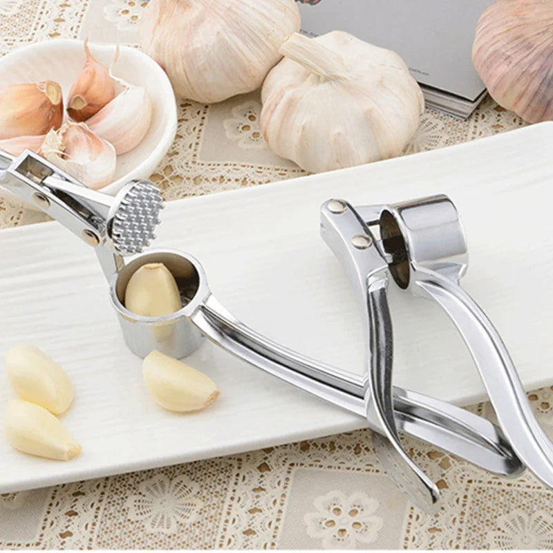 Garlic Press Mincer Stainless Steel Multifunction Crusher Kitchen Cooking Ginger Squeezer Masher Handheld Ginger Mincer Tools