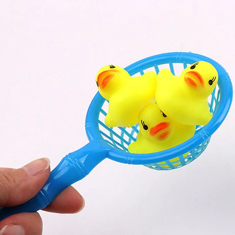 5Pcs/set Kids Floating Bath Toys Mini Swimming Rings Rubber Yellow Ducks Fishing Net Washing Swimming Toys Water Fun pool toys